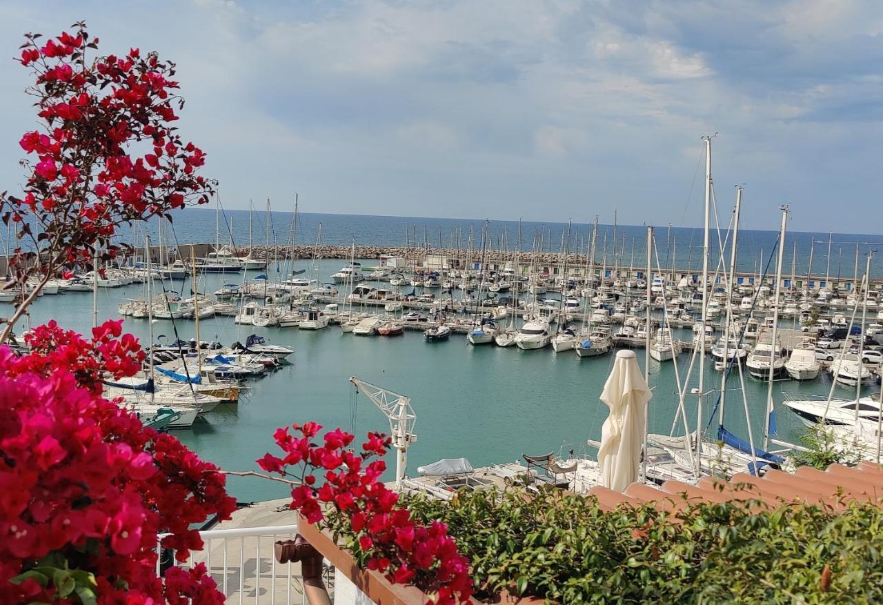 Mi Casita De Garraf Apartment Bagian luar foto